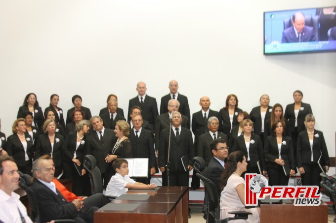 Noite de títulos e de emoções na Assembleia Legislativa