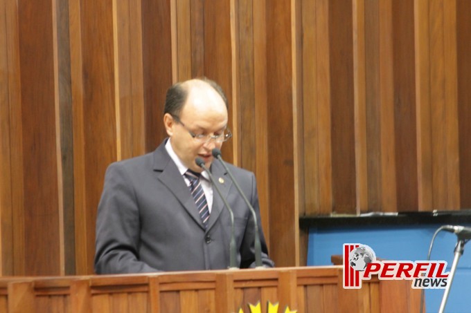 Noite de títulos e de emoções na Assembleia Legislativa