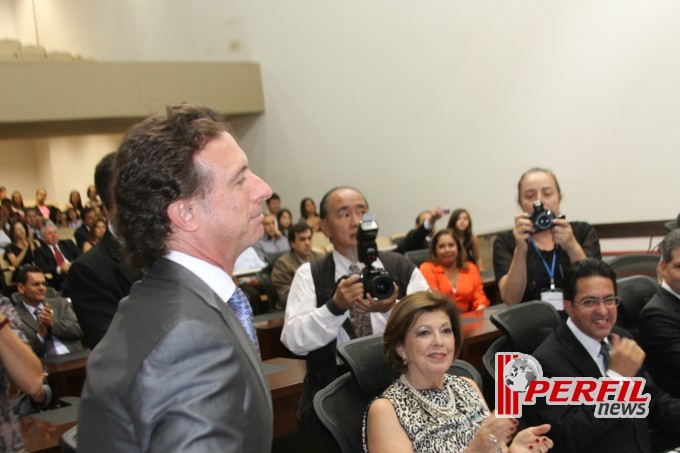 Noite de títulos e de emoções na Assembleia Legislativa