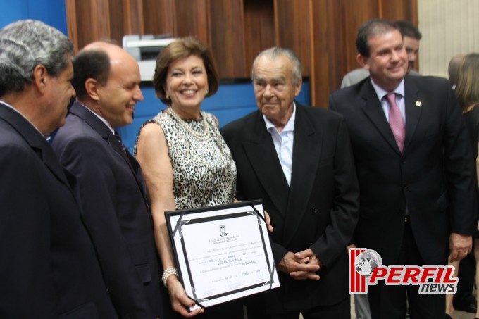 Noite de títulos e de emoções na Assembleia Legislativa