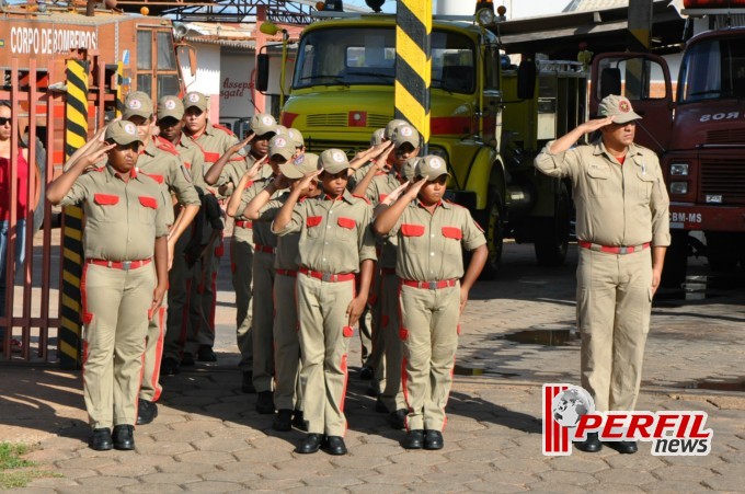 Tenente Coronel Mello deixa o comando do 5º Grupamento de Bombeiros