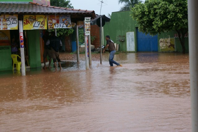 Moradores da Yamaguti Kankit voltam a sofrer com alagamentos
