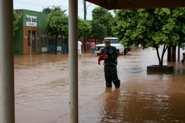 Moradores da Yamaguti Kankit voltam a sofrer com alagamentos