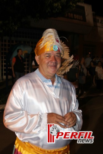 Desfile das Escolas de Samba atrai multidão à Avenida em Três Lagoas