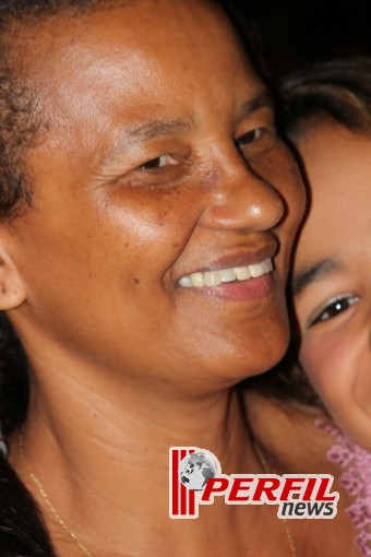 Desfile das Escolas de Samba atrai multidão à Avenida em Três Lagoas