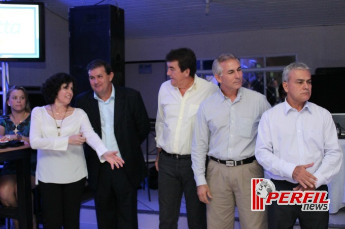 Em noite de festa, Grupo Agitta mostra mudança em seus veículos de comunicação