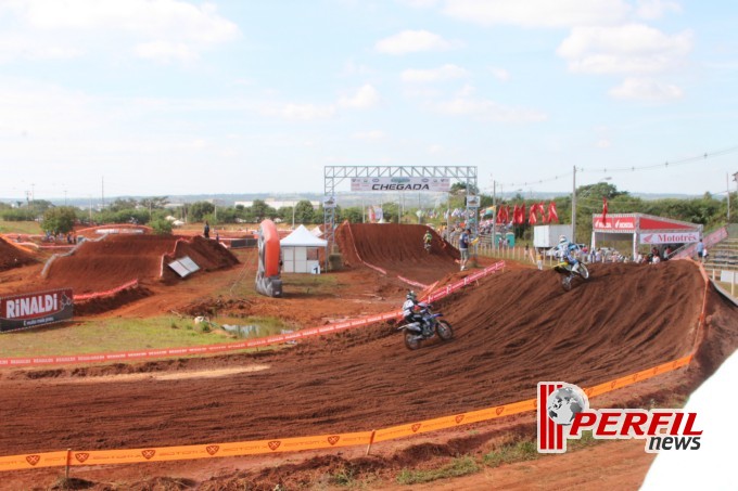 Confira as fotos do treino livre da categoria MX1