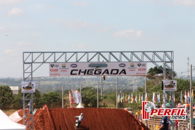 Confira as fotos do treino livre da categoria MX1