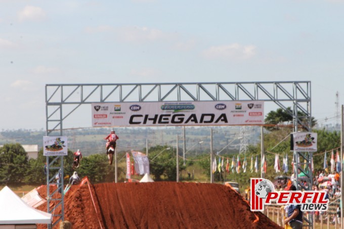 Confira as fotos do treino livre da categoria MX1