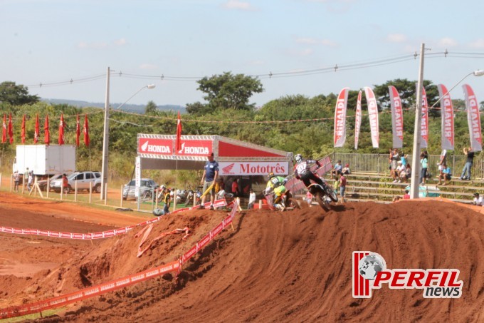 Confira as fotos do treino livre da categoria MX1