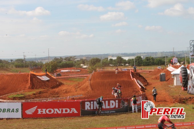 Confira as fotos do treino livre da categoria MX1