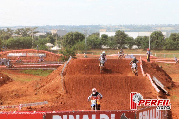 Confira as fotos do treino livre da categoria MX1