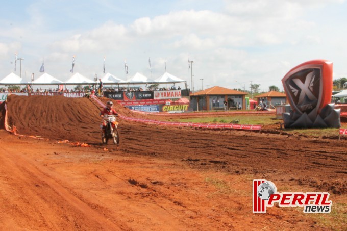 Confira as fotos do treino livre da categoria MX1