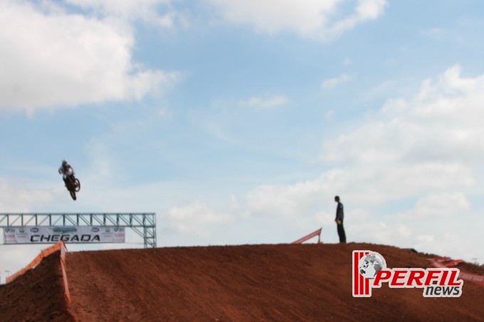 Confira as fotos do treino livre da categoria MX1