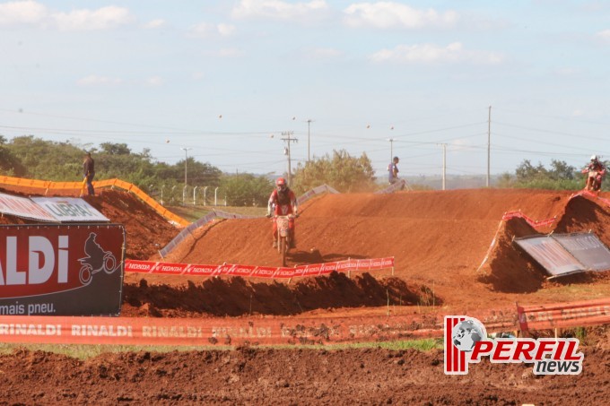 Veja as fotos do treino cronometrado da categoria MX2