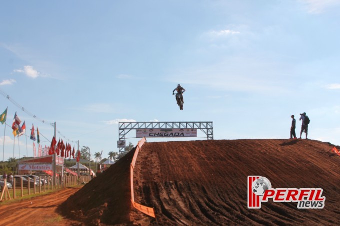 Confira as fotos do treino cronometrado da categoria MX1