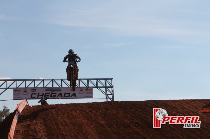 Confira as fotos do treino cronometrado da categoria MX1