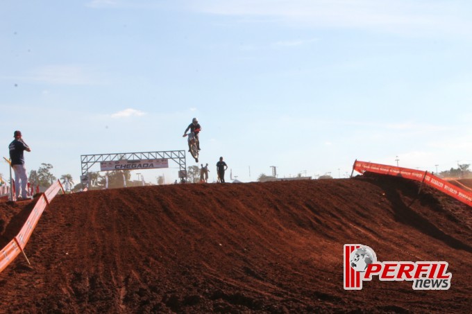 Confira as fotos do treino cronometrado da categoria MX1