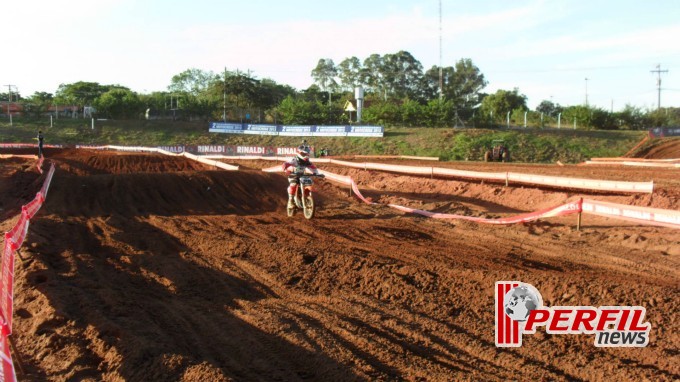 Leonardo Nunes ganha na categoria 65cc