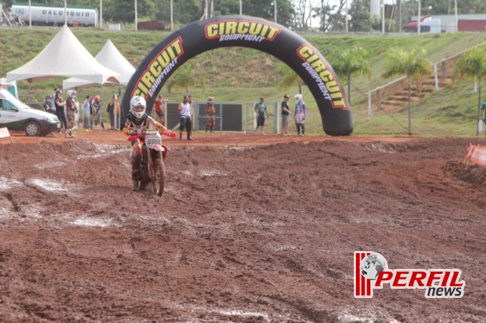 Pilotos da categoria Junior já fizeram o reconhecimento de pista nesta manhã