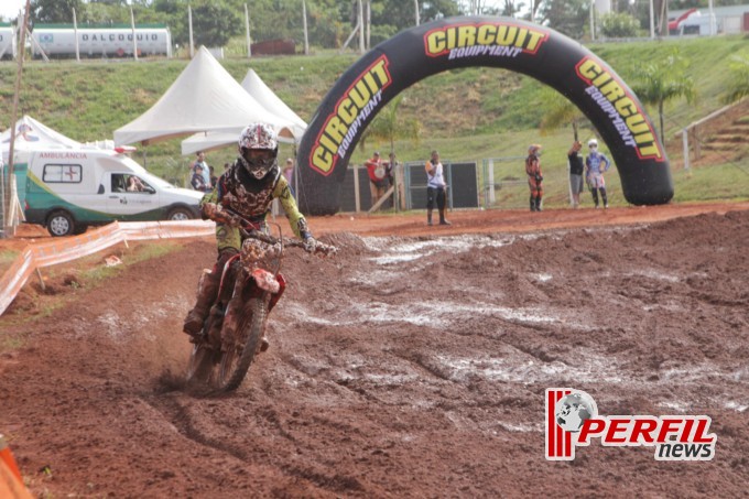 Pilotos da categoria Junior já fizeram o reconhecimento de pista nesta manhã