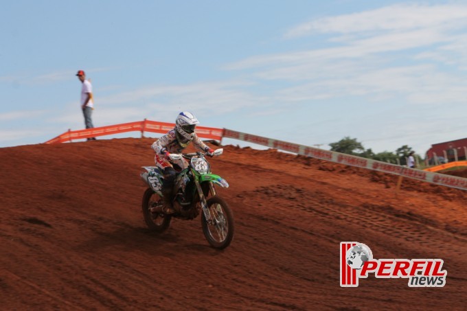 Pilotos da MX2 fazem reconhecimento de pista