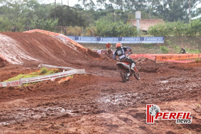 Pilotos da MX2 fazem reconhecimento de pista