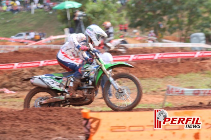 Pilotos da MX2 fazem reconhecimento de pista