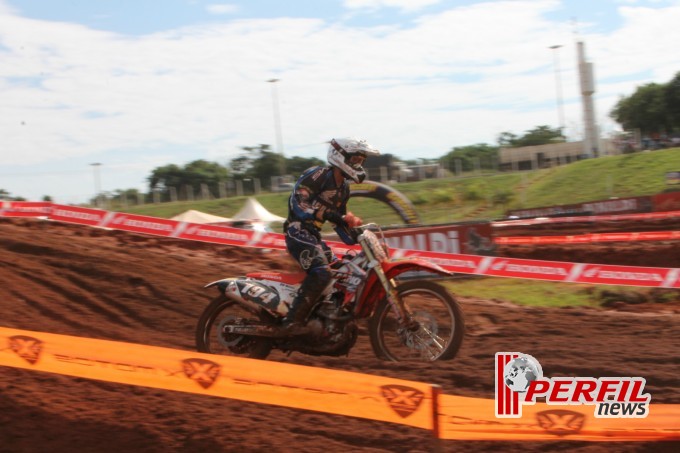Pilotos da MX2 fazem reconhecimento de pista