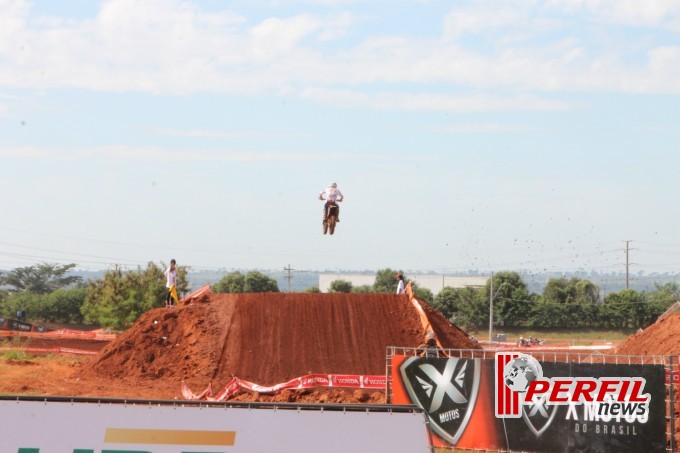Pilotos da MX2 fazem reconhecimento de pista