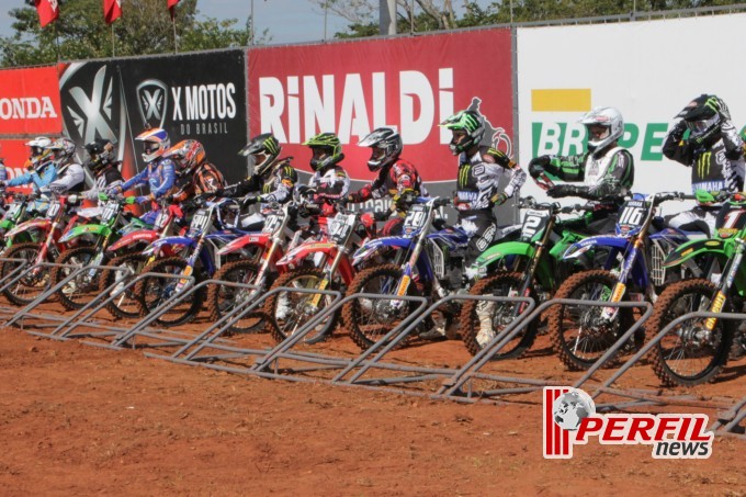 Thales Vilardi leva a melhor na 1ª bateria da MX2