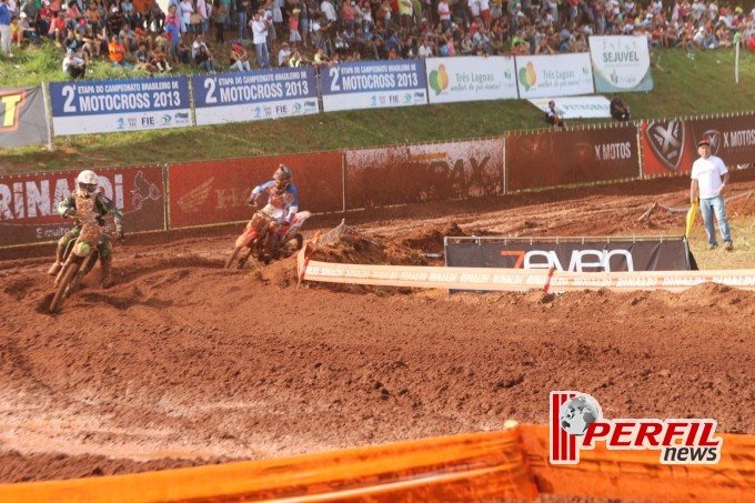Thales Vilardi leva a melhor na 1ª bateria da MX2