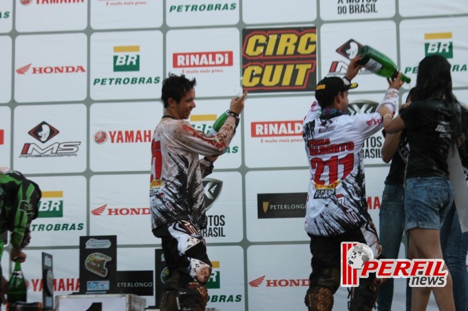 Paulo Alberto é campeão na categoria MX2