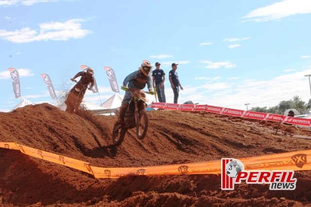 Confira os melhores momentos da Etapa do BR de Motocross de Três Lagoas