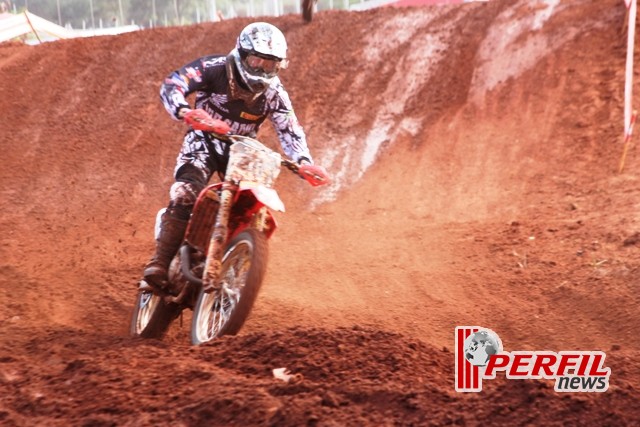 Confira os melhores momentos da Etapa do BR de Motocross de Três Lagoas