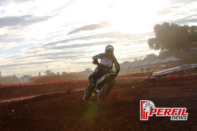 Confira os melhores momentos da Etapa do BR de Motocross de Três Lagoas