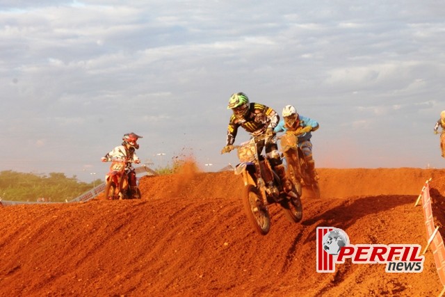 Confira os melhores momentos da Etapa do BR de Motocross de Três Lagoas