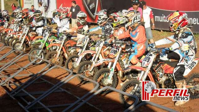 Confira os melhores momentos da Etapa do BR de Motocross de Três Lagoas