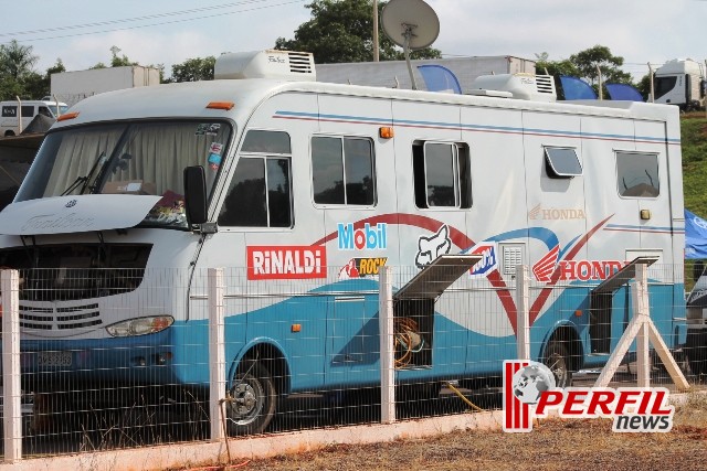 Stands e equipes lotaram o Arena Mix no BR de Motocross
