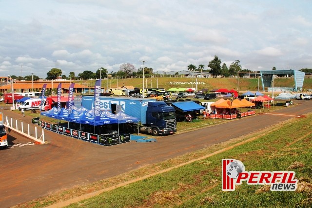 Stands e equipes lotaram o Arena Mix no BR de Motocross