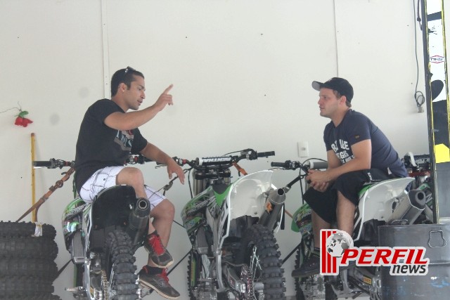 Stands e equipes lotaram o Arena Mix no BR de Motocross