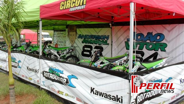 Stands e equipes lotaram o Arena Mix no BR de Motocross