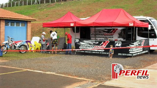 Stands e equipes lotaram o Arena Mix no BR de Motocross