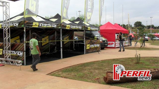 Stands e equipes lotaram o Arena Mix no BR de Motocross