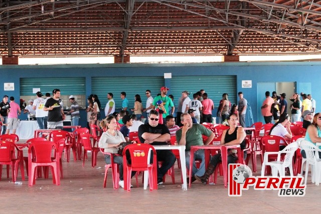Cerca de 15 mil pessoas prestigiaram BR de Motocross em Três Lagoas Cerca de 15 mil pessoas prestigiaram BR de Motocross em Três Lagoas