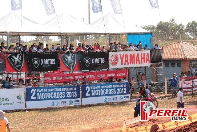 Cerca de 15 mil pessoas prestigiaram BR de Motocross em Três Lagoas Cerca de 15 mil pessoas prestigiaram BR de Motocross em Três Lagoas