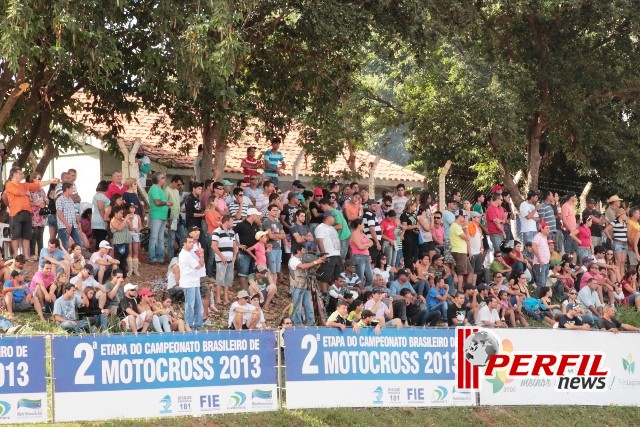Cerca de 15 mil pessoas prestigiaram BR de Motocross em Três Lagoas Cerca de 15 mil pessoas prestigiaram BR de Motocross em Três Lagoas