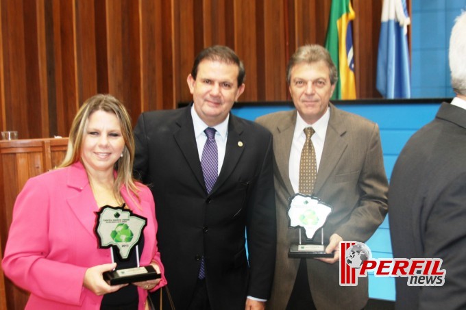 Fibria e Metalfrio recebem troféu Marco Verde