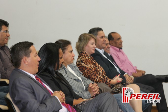 Em noite festiva, juízes e promotores de TL viram cidadãos sul-mato-grossenses