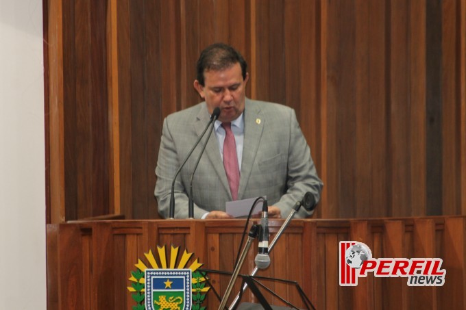 Em noite festiva, juízes e promotores de TL viram cidadãos sul-mato-grossenses